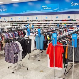 Clothing Store «Ross Dress for Less», reviews and photos, 1720 Douglas Rd, Oswego, IL 60543, USA