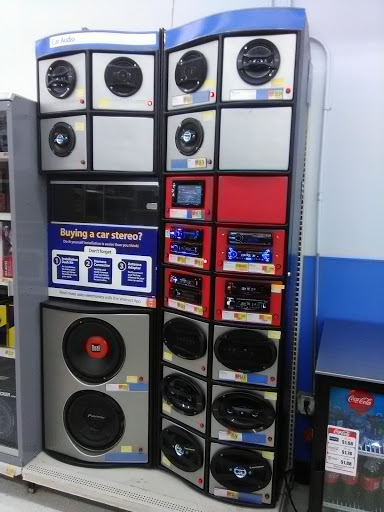 Tire Shop «Walmart Tires & Auto Parts», reviews and photos, 23500 NE Sandy Blvd, Wood Village, OR 97060, USA