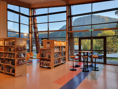 Hemsedal bibliotek Hemsedalsvegen 2918, 3560 Hemsedal, Norge