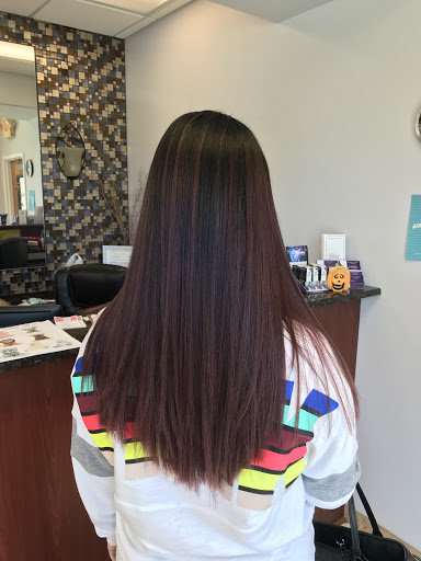 Beauty Salon «Expressions-Beauty Hair Salon», reviews and photos, 28103 Three Notch Rd # B, Mechanicsville, MD 20659, USA