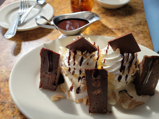 Restaurant «The Cheesecake Factory», reviews and photos, 1771 Arden Way, Sacramento, CA 95815, USA