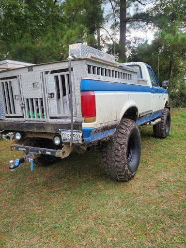 Pet Supply Store «Outdoor Supply Inc- Outdoor Dog Supply», reviews and photos, 3865 Battlefield Blvd S, Chesapeake, VA 23322, USA