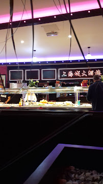 Atmosphère du Restaurant chinois Le Shanghai Nimes - n°17