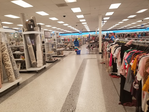Clothing Store «Ross Dress for Less», reviews and photos, 1180 Stafford Market Pl, Stafford, VA 22556, USA