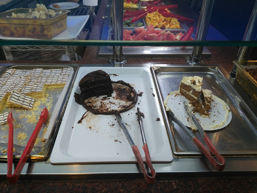 Shopping Mall «Golden Acres Shopping Center», reviews and photos, Oak Tree, South Plainfield, NJ 07080, USA