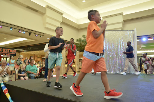 Shopping Mall «VIA|Port Florida Mall», reviews and photos, 10401 US-441, Leesburg, FL 34788, USA