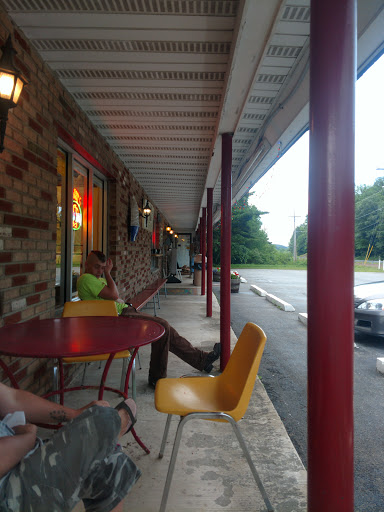 Grocery Store «Quattro Farm Store», reviews and photos, 2251 US-44, Pleasant Valley, NY 12569, USA