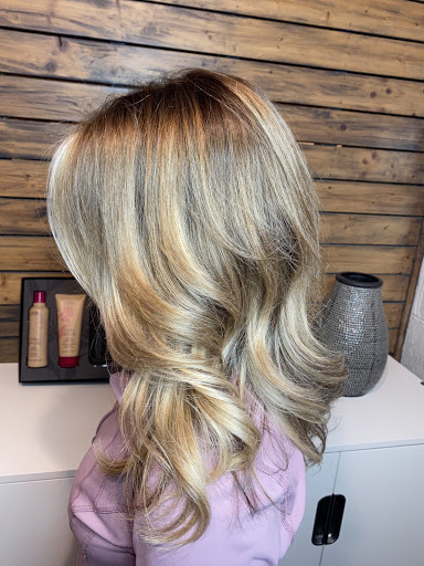 Beauty Salon «Instinct Salon», reviews and photos, 1703 Spring Garden St, Greensboro, NC 27403, USA