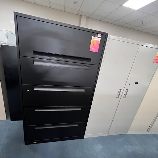 Office Furniture Store «Office Furniture Liquidations», reviews and photos, 4400 S Piedras Dr #101, San Antonio, TX 78228, USA