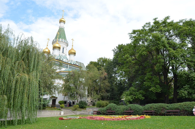 Руска църква „Свети Николай Мирликийски“ - София