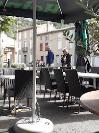 Atmosphère du Restaurant français L'entrepotes à Lagrasse - n°10
