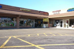 Mediterranean Oasis Mart image