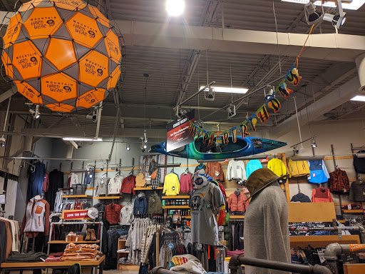 Outdoor Sports Store «Moosejaw», reviews and photos, 34288 Woodward Ave, Birmingham, MI 48009, USA