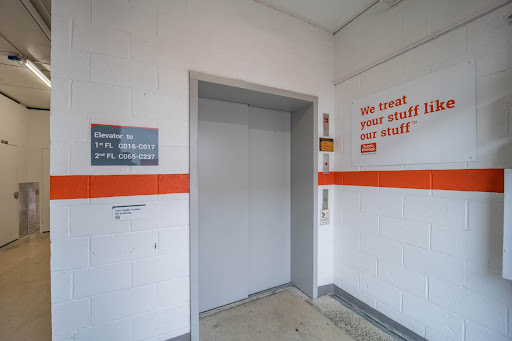 Self-Storage Facility «Public Storage», reviews and photos, 401 S Pickett St, Alexandria, VA 22304, USA