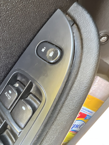 Tire Shop «Goodyear Tire Plus», reviews and photos, 1806 S Wabash Ave, Chicago, IL 60616, USA