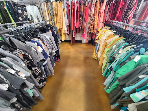 Thrift Store «Goodwill Store», reviews and photos, 23740 El Toro Rd e, Lake Forest, CA 92630, USA