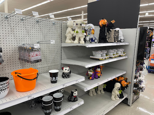 Grocery Store «Meijer», reviews and photos, 20401 Haggerty Rd, Northville, MI 48167, USA