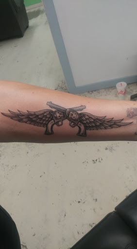 Tattoo Shop «Southern Outlaw Tattoo», reviews and photos, 17582 TX-155, Flint, TX 75762, USA