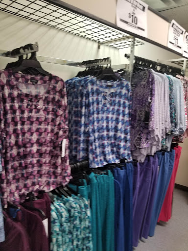 Shopping Mall «Marketplace Mall», reviews and photos, 2101 Peters Creek Pkwy, Winston-Salem, NC 27127, USA