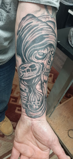 Explore hawaii tattoo ideas, creative tattoo ideas in Sunbury, available at Axonic Inkworks Custom Tattoo Studio