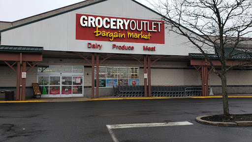 Grocery Store «Grocery Outlet Bargain Market», reviews and photos, 70 N West End Blvd, Quakertown, PA 18951, USA