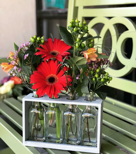 Florist «Kearney Floral Co», reviews and photos, 210 W 21st St, Kearney, NE 68845, USA