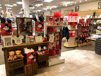 Barry's Hallmark Shop - Photo 2 - Car repair in Danbury, CT, Danbury