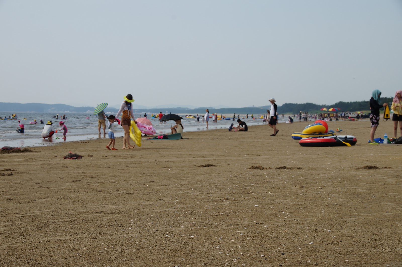 Fotografija Dalsanpo Beach z turkizna voda površino