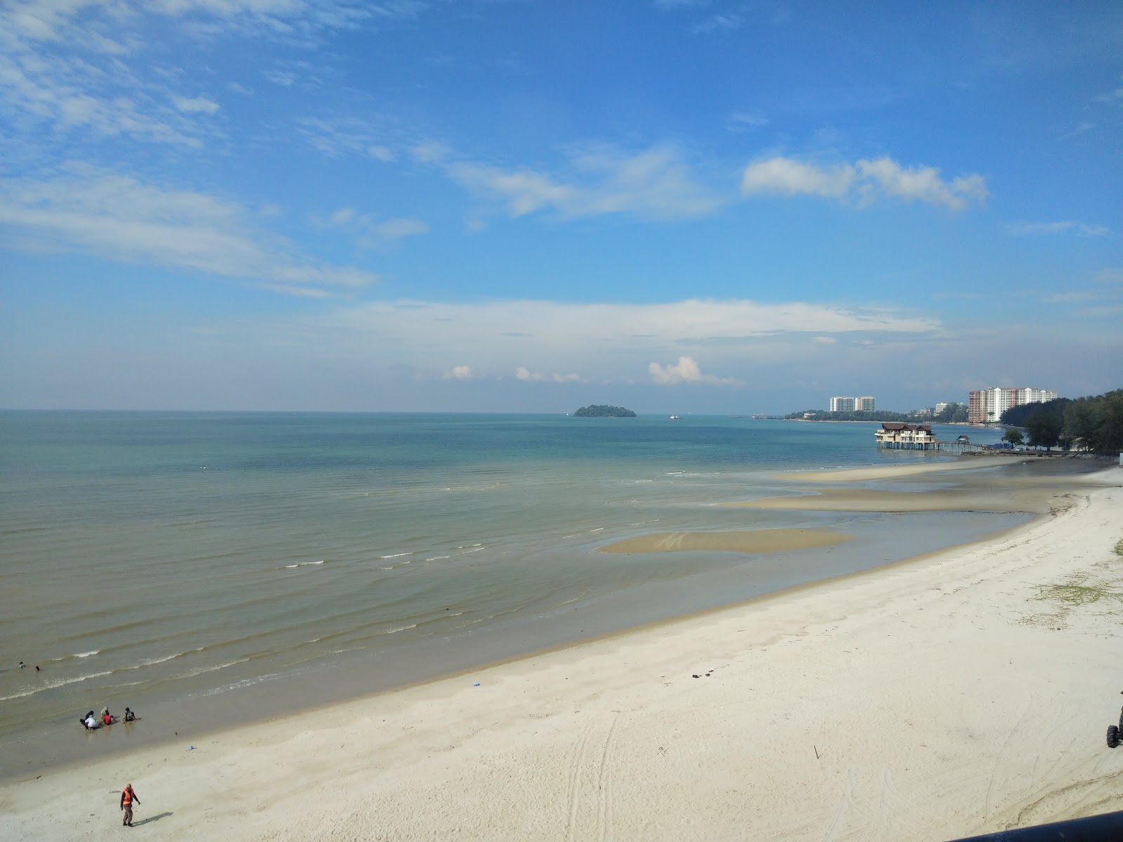 Fotografija Sunshine bay resort beach z svetel pesek površino