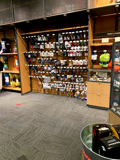 Camping Store «REI», reviews and photos, 1376 E Woodmen Rd, Colorado Springs, CO 80920, USA