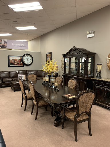 Furniture Store «Raymour & Flanigan Furniture and Mattress Store», reviews and photos, 3367 Brunswick Pike, Lawrenceville, NJ 08648, USA