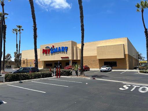 PetSmart, 3610 Rosecrans St, San Diego, CA 92110, USA, 