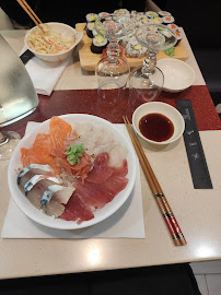 Plats et boissons du Restaurant de sushis Oi Sushi à Paris - n°13