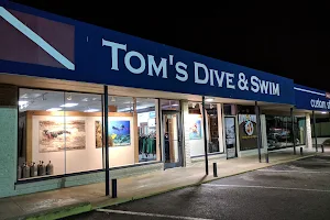 Toms Dive & Swim image