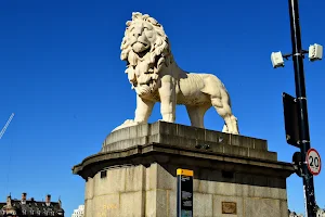 South Bank Lion image