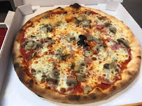 Pizza du Pizzeria Le Pinocchio à Val d'Oingt - n°19