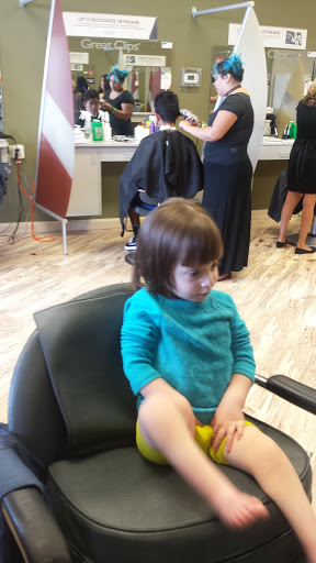 Hair Salon «Great Clips», reviews and photos, 10030 W McDowell Rd #120, Avondale, AZ 85323, USA