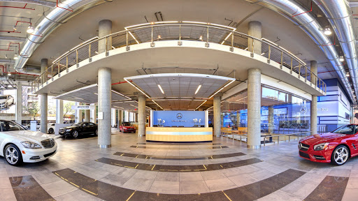 Mercedes Benz Dealer «Mercedes-Benz Manhattan», reviews and photos, 770 11th Ave, New York, NY 10019, USA