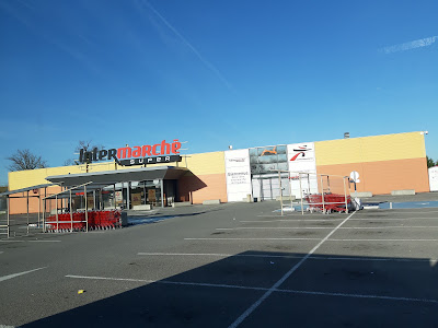 Intermarché station-service Etauliers à Étauliers