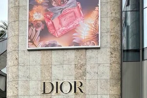 Dior Beauty - Landmark 81 image