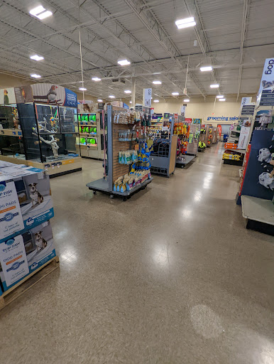 Pet Supply Store «PetSmart», reviews and photos, 16760 Highlands Center Blvd, Bristol, VA 24202, USA