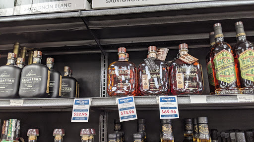 Shopping Mall «Miracle Mile Shopping Center», reviews and photos, Minnesota 100, St Louis Park, MN 55416, USA