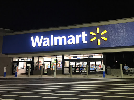 Discount Store «Walmart», reviews and photos, 1360 Town Centre Dr, Eagan, MN 55123, USA