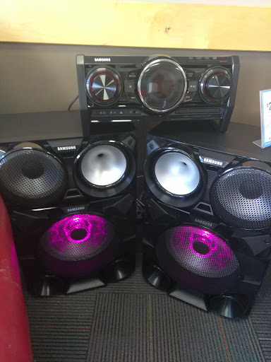 Furniture Rental Service «Rent-A-Center», reviews and photos, 5980 Memorial Dr, Stone Mountain, GA 30083, USA