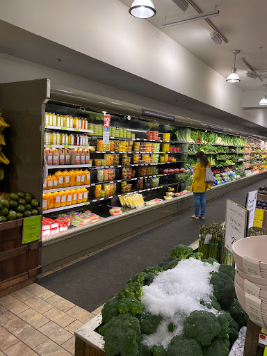 Grocery Store «Whole Foods Market», reviews and photos, Whole Foods Market, 110 Bloomingdale Rd, White Plains, NY 10605, USA