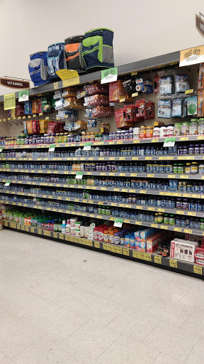 Grocery Store «Grocery Outlet Bargain Market», reviews and photos, 354 S 1st Ave, Hillsboro, OR 97123, USA