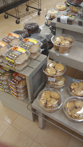 Supermarket «Stop & Shop», reviews and photos, 2525 Hempstead Turnpike, East Meadow, NY 11554, USA