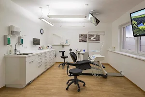 Zahnstark! Schwaab & Kollegen - Praxis für Zahnheilkunde in Sennfeld image