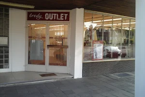 Tredy Outlet image