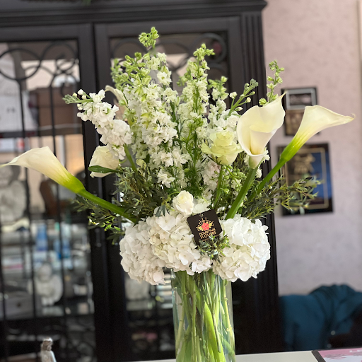 Florist «Downtown Flowers And Gift Shop», reviews and photos, 130 E Charlemont Ave, Kingsport, TN 37660, USA